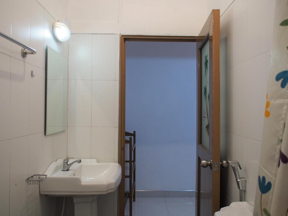 Nisha Homestay Inn Peradeniya Eksteriør bilde